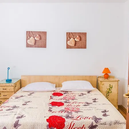 Apartament Seka *